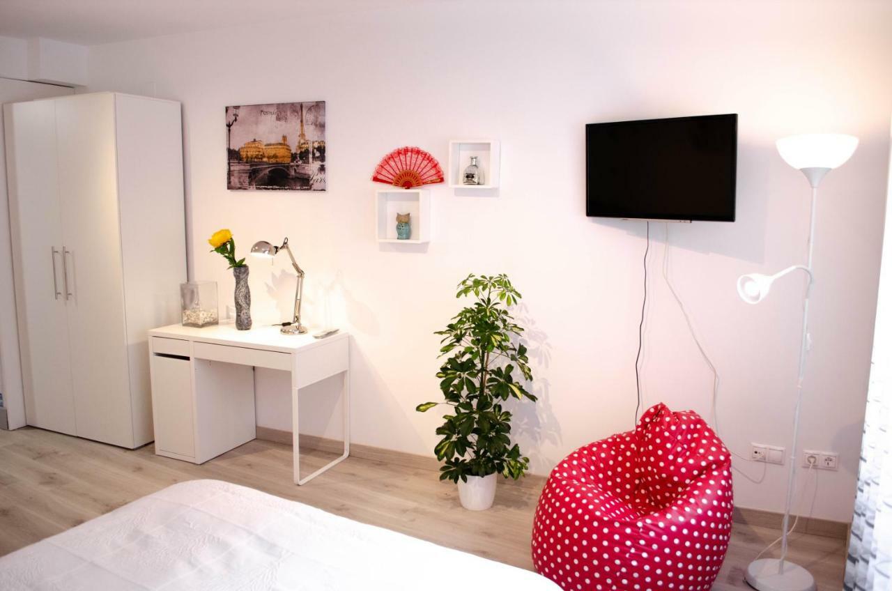 Tarifa 4 Apartment Аликанте Екстериор снимка