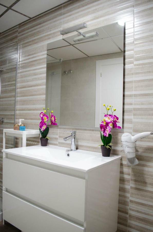 Tarifa 4 Apartment Аликанте Екстериор снимка