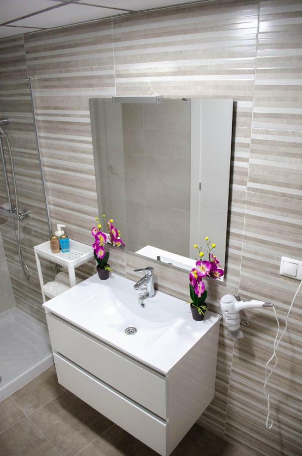 Tarifa 4 Apartment Аликанте Екстериор снимка